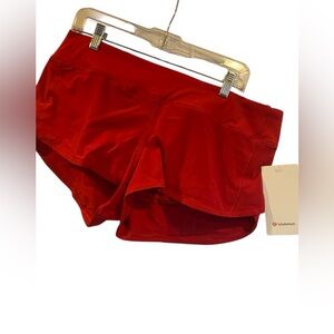 NWT Lululemon speed up LR 2.5” shorts Size 6